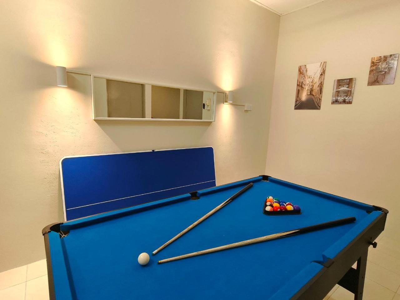 Newcastle Seri Impian Snooker Ping Pong Neflix Keluang Exterior foto